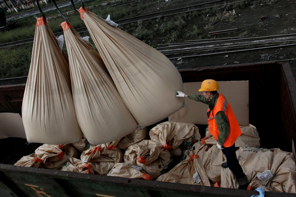 Цементную отрасль накрыл затяжной кризис. Как это перевернет рынок недвижимости по всей России?