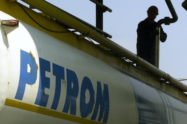 Европейская страна объявила режим ЧС из-за азербайджанской нефти. Что в ней нашли?