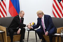 К встрече Путина и Трампа на Аляске захотели подключить еще одного политика. Кто может помешать лидерам России и США договориться?