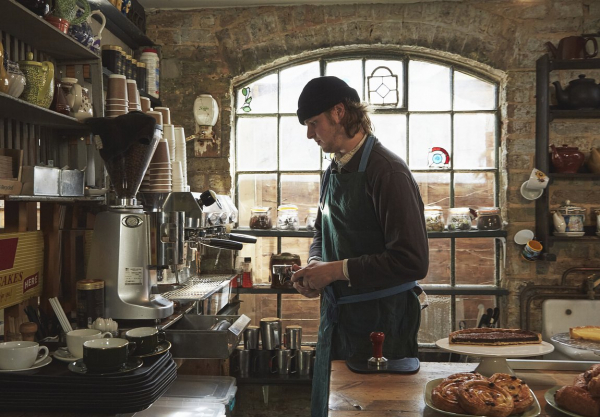 Люди по всему миру решили экономить на кофе. Что заставило их на это пойти?