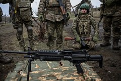 На Украине задумались о военной подготовке 14-летних детей