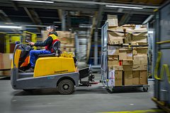 Почтовые службы Европы приостановили отправку посылок в США