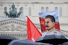 Правнук Сталина высказался о захоронении его прадеда на родовом кладбище