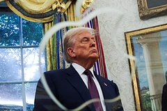 В России увидели выгоду от тарифных войн Трампа