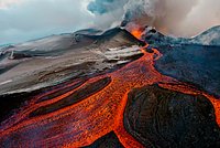 В США начал извергаться вулкан