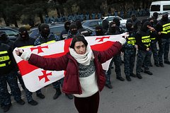 В США назвали четыре варианта завершения конфликта на Украине и в их числе грузинский сценарий. Что об этом известно?