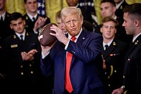 30-минутная встреча лидера Швейцарии с Трампом обернулась катастрофой. В Европе не понимают, что от них хочет Белый дом