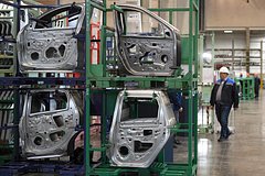 &laquo;АвтоВАЗ&raquo; пообещал показать первый кроссовер собственной разработки