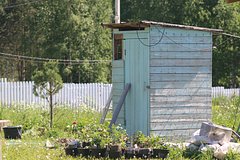 Дачников предупредили о наказании за неправильные туалеты