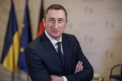 Депутат Рады назвал последствия побега министра единства Украины для Зеленского