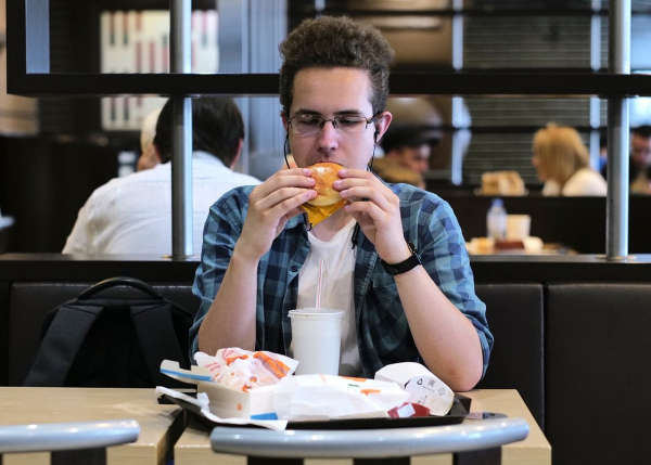 &laquo;Для них это будет шоком&raquo;. В России оценили перспективы возвращения McDonald&rsquo;s и предупредили о &laquo;колоссальных деньгах&raquo;