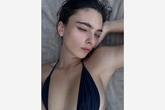 Дочь Моники Беллуччи опубликовала фото в бикини