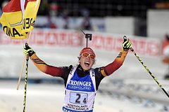 Двукратная олимпийская чемпионка по биатлону пропала в горах Пакистана. Спортсменка попала в камнепад