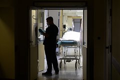 Горящие машины, поврежденные дома и 16 пострадавших &mdash; результат ночной атаки ВСУ на Воронеж. Что еще известно о последствиях?