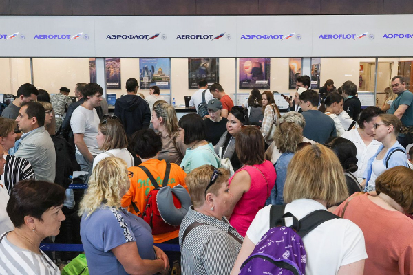 Хакеры заявили об уничтожении информационной системы &laquo;Аэрофлота&raquo;. Отменены десятки рейсов