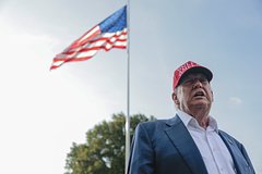 Японский премьер уличил Трампа во лжи