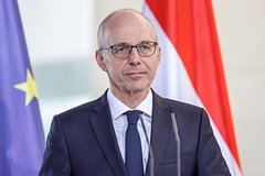 Канцлер Германии сделал заявление о вовлечении в конфликт на Украине