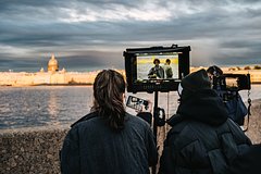 Ко Дню России Сбер и российские режиссеры сняли истории о любви к Родине