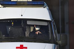 Крыша летнего кафе рухнула на двух россиянок