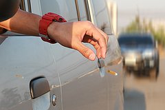 Курящих автомобилистов предупредили о неожиданном наказании