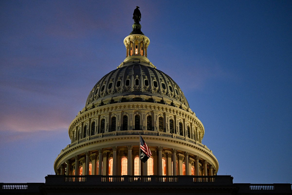 Медведев жестко ответил на призыв США к переговорам с Украиной. Что он сказал и почему это разозлило американский Конгресс?