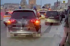 Mercedes похитителей блогера замечали сопровождающим авто человека из окружения Кадырова