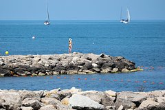 Море в российском регионе сравнили с парным молоком