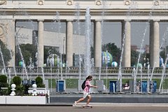 Москвичам назвали время ухода жары