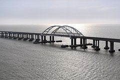 На Крымском мосту восстановили движение авто
