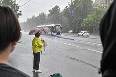 На Москву обрушилась гроза с ливнем
