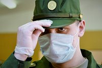 На Украине заработала автоматическая система постановки мужчин на воинский учет