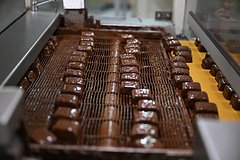 Назван главный покупатель российского шоколада