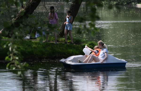 Названы лучшие парки России. Почему в них должен побывать каждый?