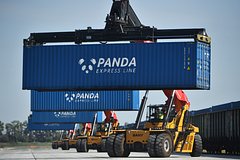 Названы отрасли с быстро растущими зарплатами рабочих