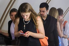 Названы самые популярные схемы обмана россиян летом