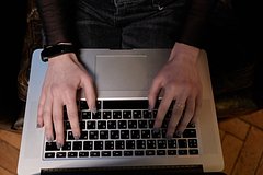 Названы вакансии с зарплатой до 800 тысяч рублей