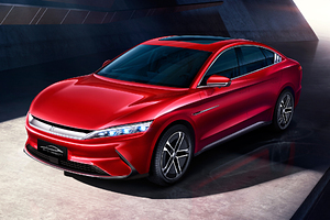 Нелюбовь зумеров к китайским авто объяснили