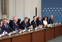 &laquo;Нужно "Орешником" по Киеву, по Львову, хватит переговоров&raquo;. Мединский раскрыл требования россиян на фоне атак Украины