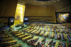 ООН пожаловалась, что их доклады никто не читает. В МИД России ответили стихотворением Маяковского