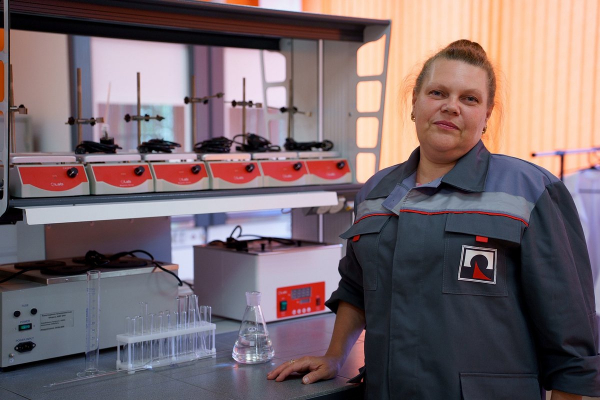 От сварщика до бармена. Как федеральный проект помогает крупным компаниям с кадрами