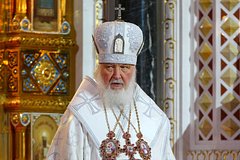 Патриарх Кирилл высказался об ответственных за падение моста на поезд силах