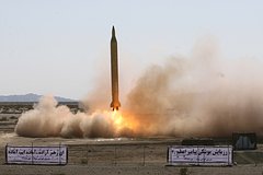 Перечислены способные долететь до Израиля иранские ракеты