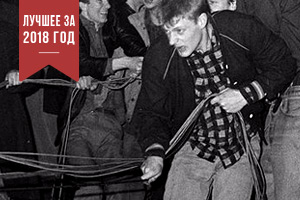 Пьяный зритель бросил бокал в голову известному российскому комику