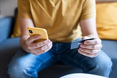 Платформа международных платежей попала под санкции Евросоюза