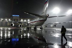 Расписание авиарейсов изменили на фоне подтопления во Внуково