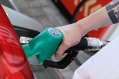Россия оказалась во втором десятке стран Европы по доступности бензина