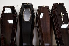 Россиян предупредили о подорожании ритуальных услуг