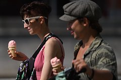 Россиянам назвали настораживающие признаки мороженого