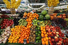 Россиянам раскрыли список дешевых продуктов в июле
