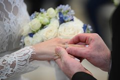 Россияне стали позже вступать в брак